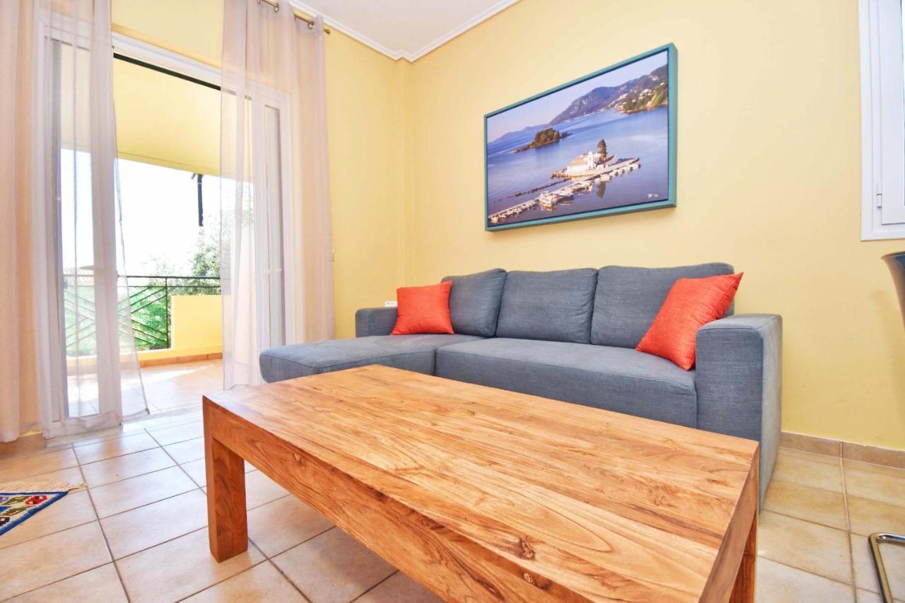 Pebbles And Sea At Barbati With Shared Pool Apartment Ngoại thất bức ảnh