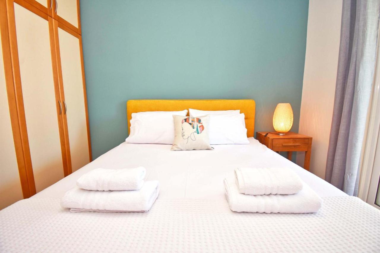 Pebbles And Sea At Barbati With Shared Pool Apartment Ngoại thất bức ảnh